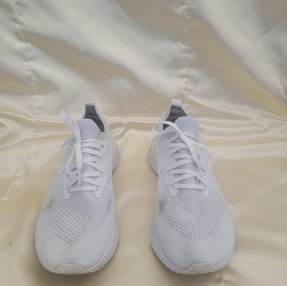 Mens Shoes - Picture 2 of 4